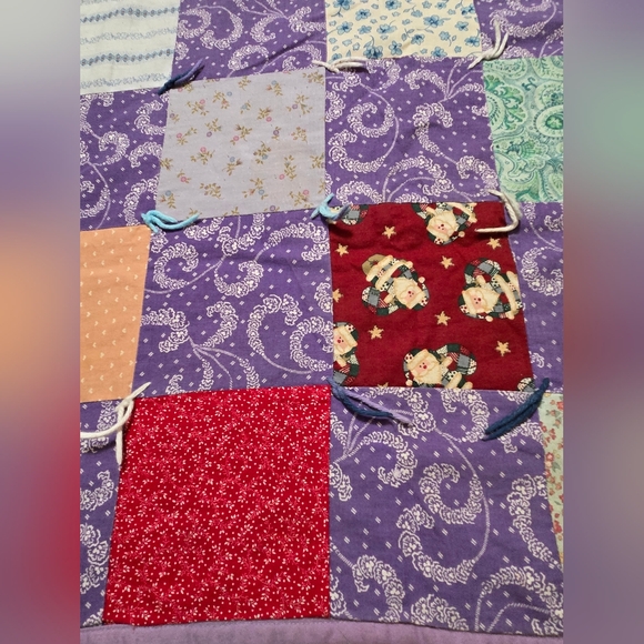 Vtg Purple- Homemade Patchwork Baby Quilt 30.5in X 35.5in - Picture 8 of 10